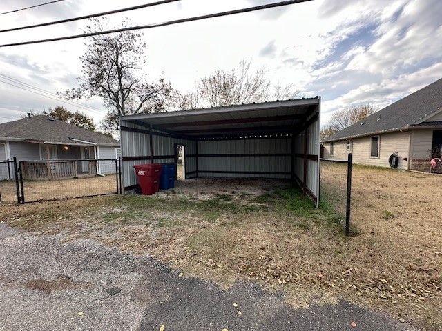 414 W Jefferson, Van Alstyne, TX 75495