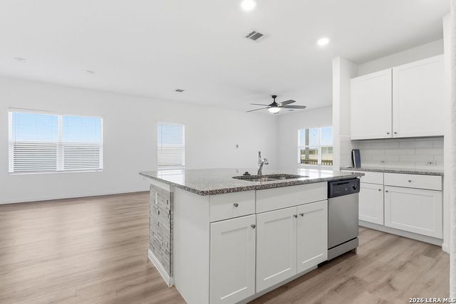 13019 Rosemary, St Hedwig, TX 78152