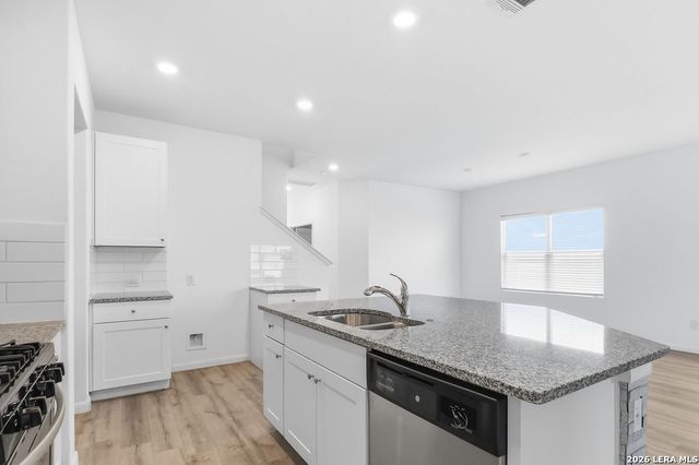 13019 Rosemary, St Hedwig, TX 78152
