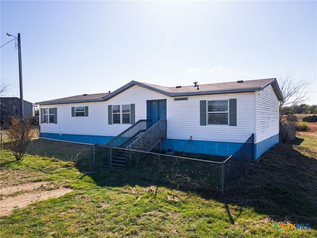 809 Crest Ct, Copperas Cove, TX 76522