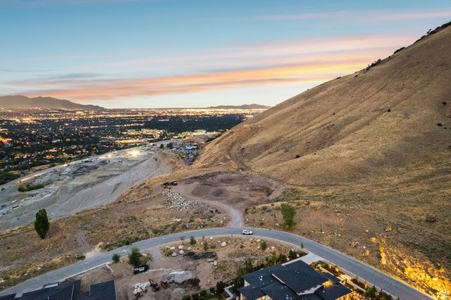 7054 S City View Dr Unit 35, Cottonwood Heights, UT 84121