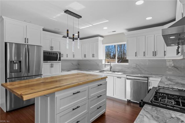 14106 Carrollton BLVD, Carrollton, VA 23314