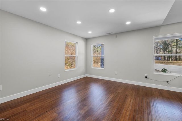 14106 Carrollton BLVD, Carrollton, VA 23314