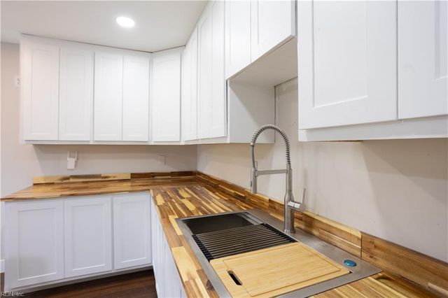 14106 Carrollton BLVD, Carrollton, VA 23314