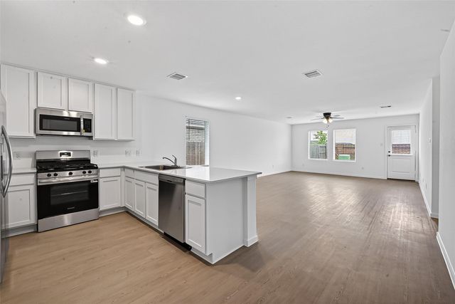 2623 American Ruby Drive, Rosharon, TX 77583