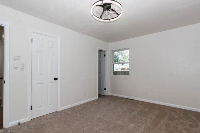 1224 Ormer RD, Chesapeake, VA 23325