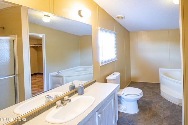 284 Clearwater Ridge Rd, Maynardville, TN 37807