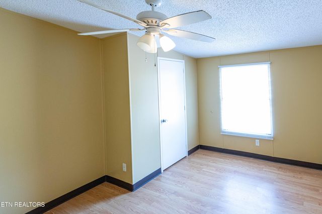284 Clearwater Ridge Rd, Maynardville, TN 37807