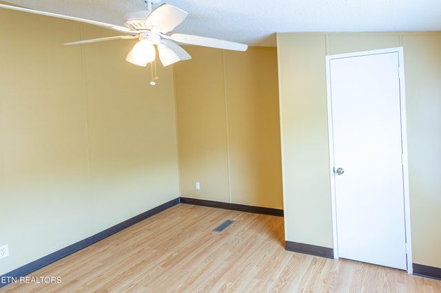 284 Clearwater Ridge Rd, Maynardville, TN 37807