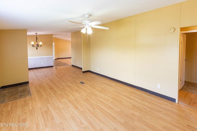 284 Clearwater Ridge Rd, Maynardville, TN 37807
