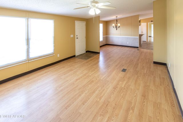 284 Clearwater Ridge Rd, Maynardville, TN 37807