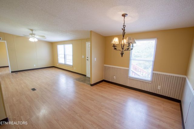 284 Clearwater Ridge Rd, Maynardville, TN 37807