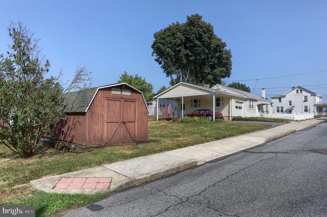 201 S HETRICK AVE, Palmyra, PA 17078
