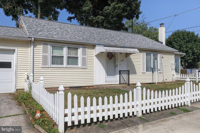 201 S HETRICK AVE, Palmyra, PA 17078