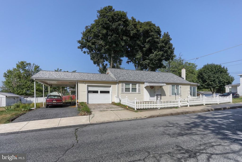 201 S HETRICK AVE, Palmyra, PA 17078