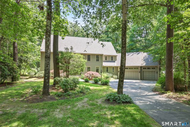 3 Eton Place, Farmington, CT 06032