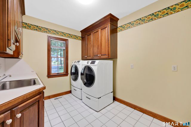 3 Eton Place, Farmington, CT 06032