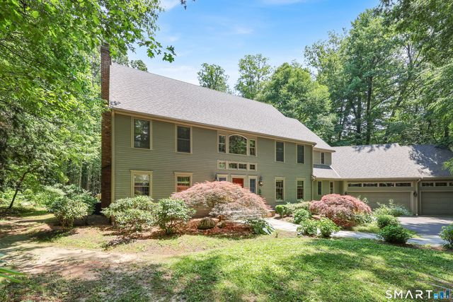 3 Eton Place, Farmington, CT 06032