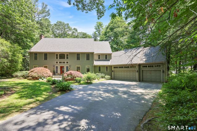 3 Eton Place, Farmington, CT 06032