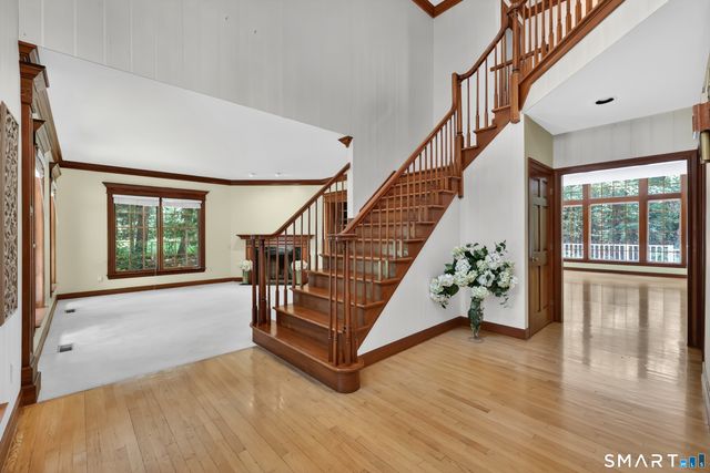 3 Eton Place, Farmington, CT 06032