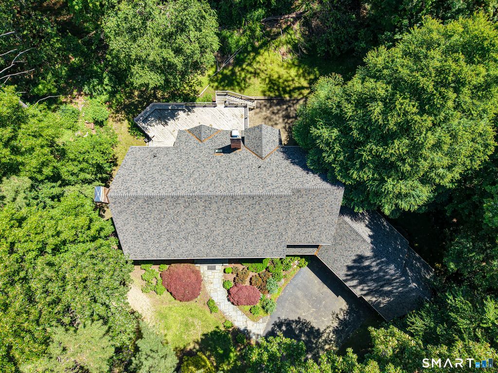 3 Eton Place, Farmington, CT 06032