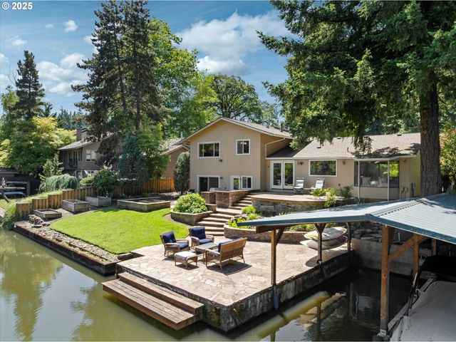 17810 SARAH HILL Ln, Lake Oswego, OR 97035