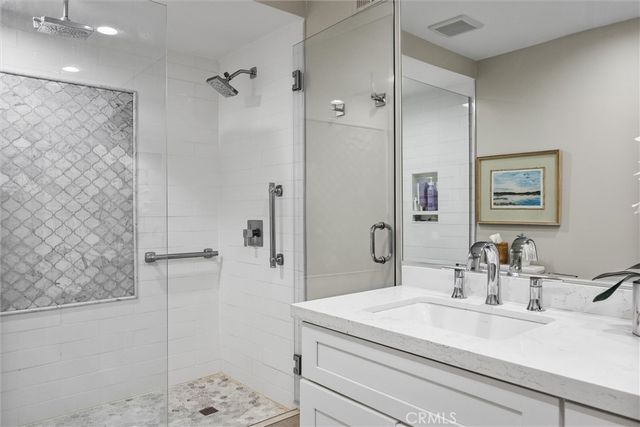 2000 Ashe 2, Bakersfield, CA 93309