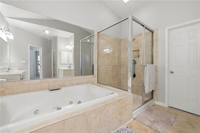 3352 Walnut Ridge, Atlanta, GA 30349