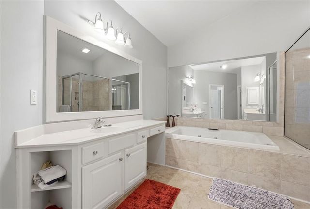 3352 Walnut Ridge, Atlanta, GA 30349