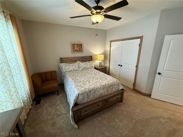 1196 Pinebluff Drive NE, New Philadelphia, OH 44663