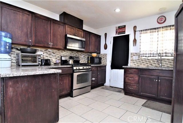 14807 Oro Grande, Sylmar (los Angeles), CA 91342