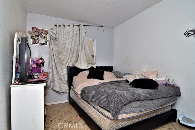 14807 Oro Grande, Sylmar (los Angeles), CA 91342