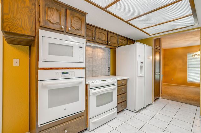 3840 Coronado Court, Weatherford, TX 76087