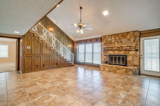 3840 Coronado Court, Weatherford, TX 76087