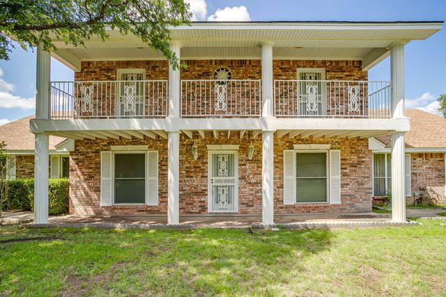 3840 Coronado Court, Weatherford, TX 76087