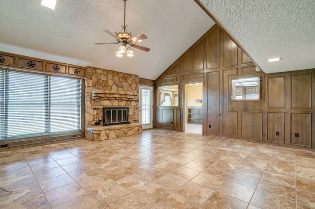 3840 Coronado Court, Weatherford, TX 76087