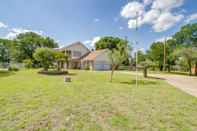 3840 Coronado Court, Weatherford, TX 76087