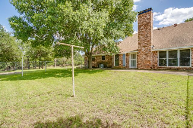 3840 Coronado Court, Weatherford, TX 76087