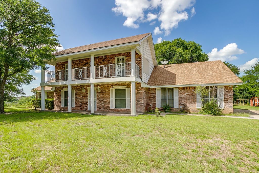 3840 Coronado Court, Weatherford, TX 76087