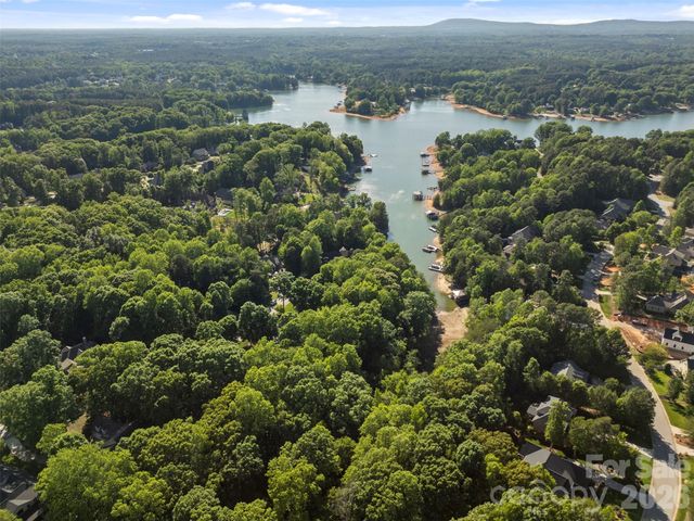 7653 Juniper Lane, Denver, NC 28037