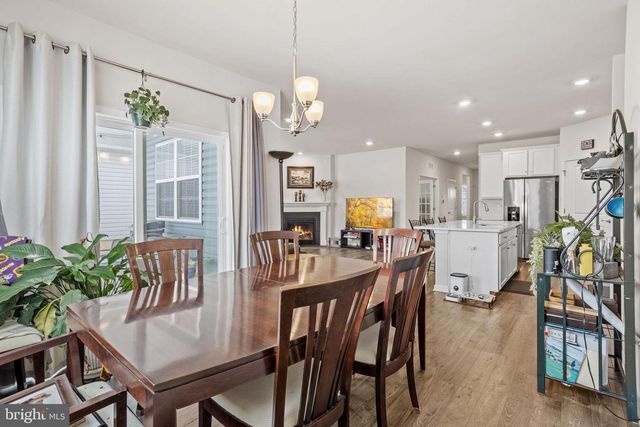 6 PRESTON LN, Delanco, NJ 08075