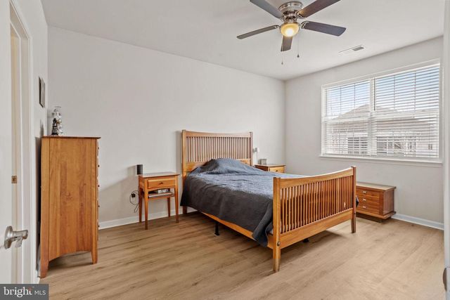 6 PRESTON LN, Delanco, NJ 08075