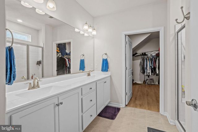 6 PRESTON LN, Delanco, NJ 08075