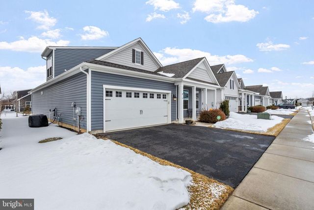 6 PRESTON LN, Delanco, NJ 08075