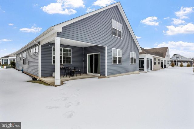 6 PRESTON LN, Delanco, NJ 08075