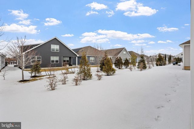 6 PRESTON LN, Delanco, NJ 08075