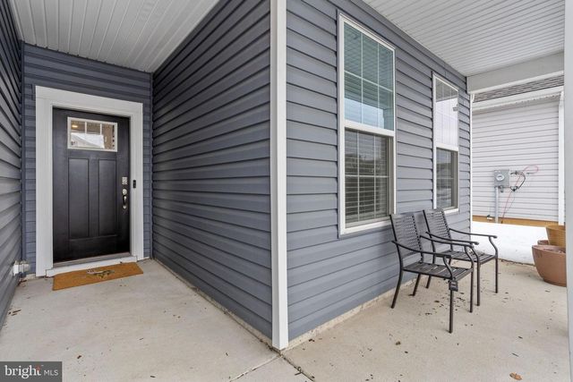 6 PRESTON LN, Delanco, NJ 08075