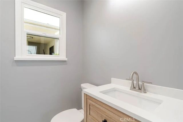 1051 Western Avenue A, Glendale, CA 91201