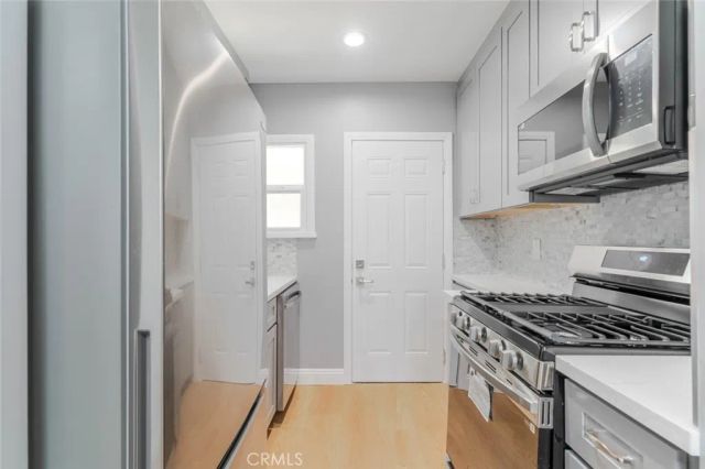 1051 Western Avenue A, Glendale, CA 91201