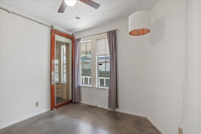 5707 West Gate BLVD A, Austin, TX 78745